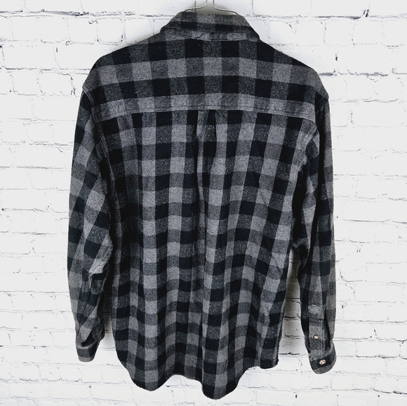 FIELD & STREAM | plaid thick flannel button up long sleeve shirt - Picture 2 of 5